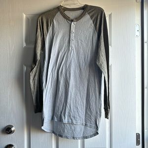 Lularoe Mark Henley top